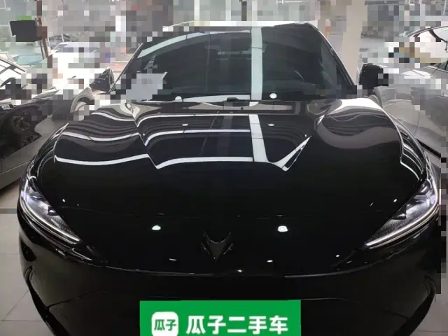 Arcfox Alpha S — Фото автомобиля 2
