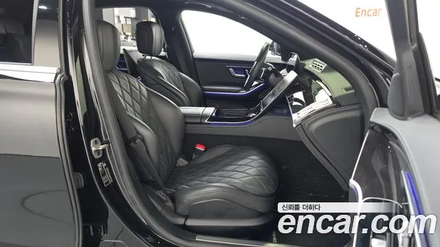 Mercedes-Benz S-Class — Фото автомобиля 16