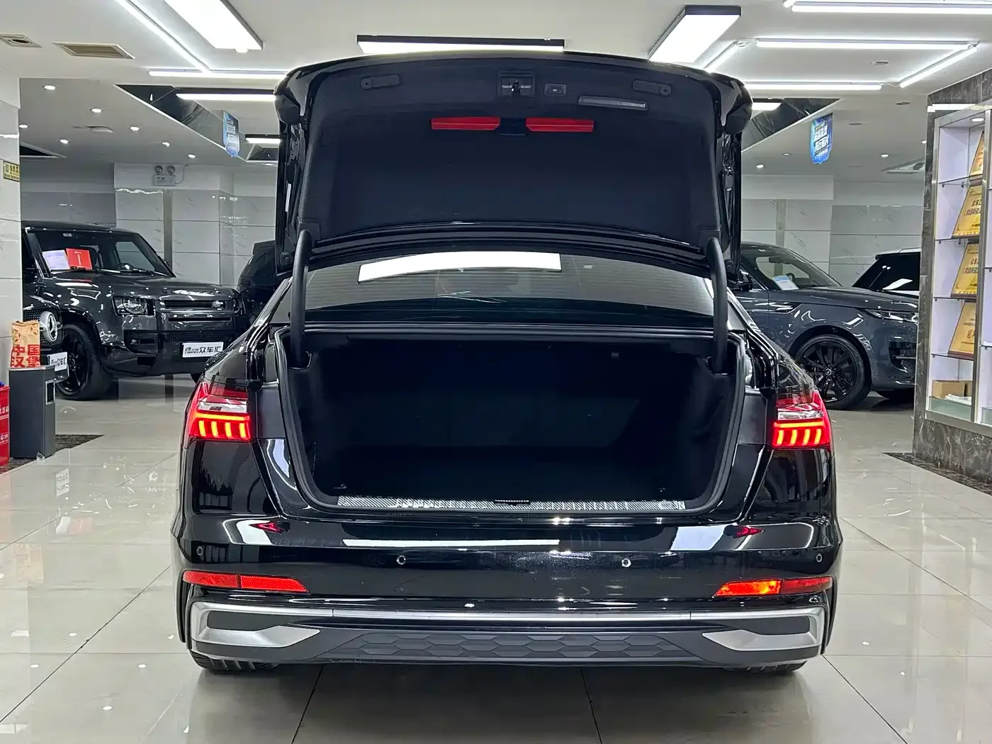 Audi Audi A6L 2023 40 TFSI Luxury Dynamic — Фото автомобиля 7