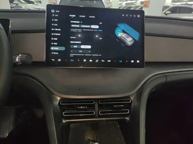 BYD Seal 05 DM-i — Фото автомобиля 12