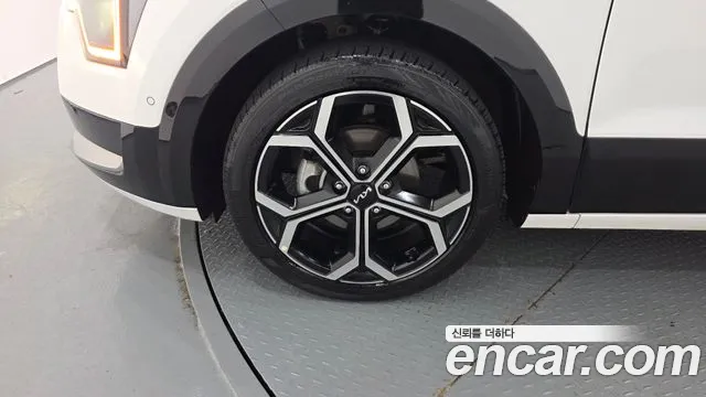 Kia Niro The All New Niro Signature — Фото автомобиля 5