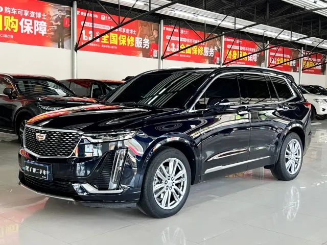 Фотография автомобиля — Cadillac XT6