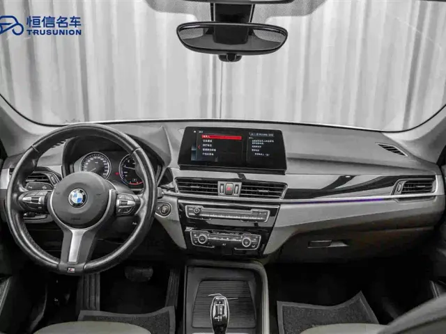 BMW X1 — Фото автомобиля 13