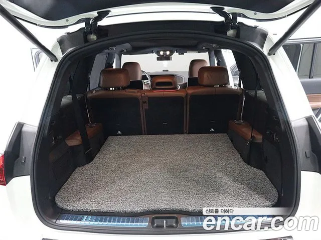 Mercedes-Benz GLS-Class — Фото автомобиля 5