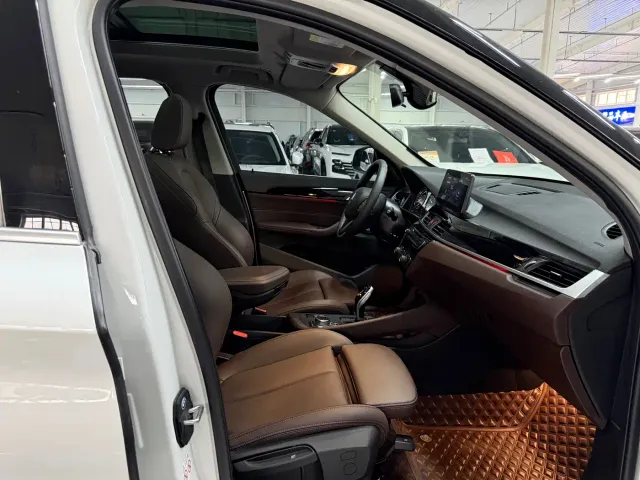 BMW X1 — Фото автомобиля 18
