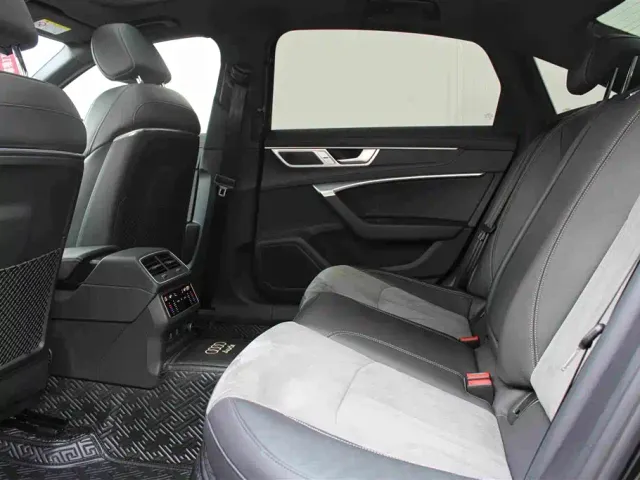 Audi A6L — Фото автомобиля 14