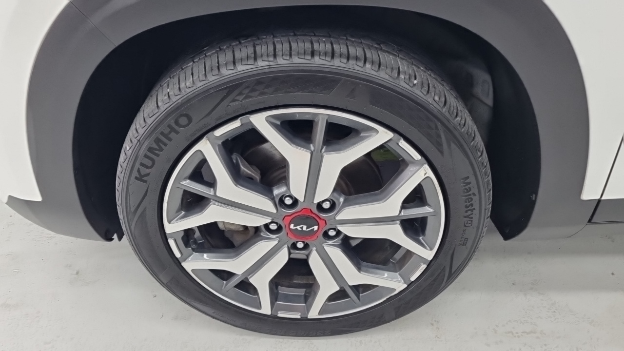 Kia Seltos Seltos Бензин 1.6 турбо 2WD — Фото автомобиля 5