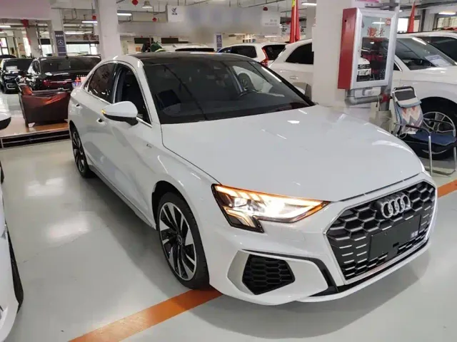 Audi A3 — Фото автомобиля 3