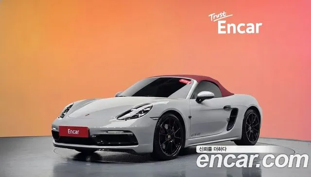 Фотография автомобиля — Porsche 718