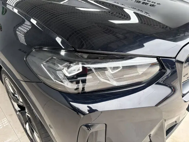 BMW iX3 — Фото автомобиля 7