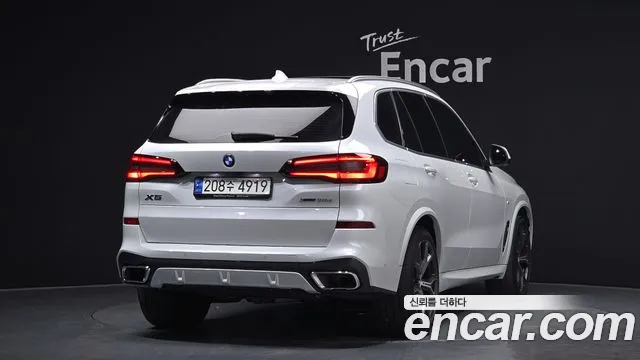 BMW X5 — Фото автомобиля 2