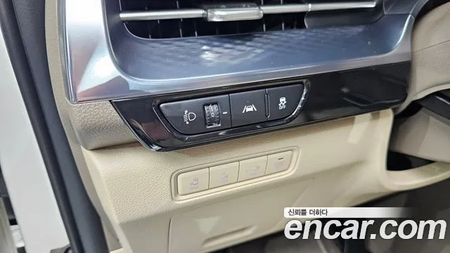 Kia Canival Carnival 4 поколение Дизель 7 мест Hi-Limousine — Фото автомобиля 18