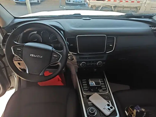 Isuzu Lingtuo — Фото автомобиля 9
