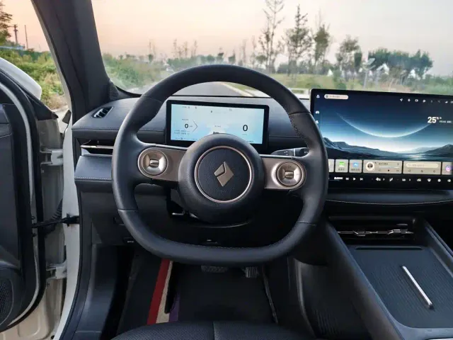 Baojun Yunhai — Фото автомобиля 10