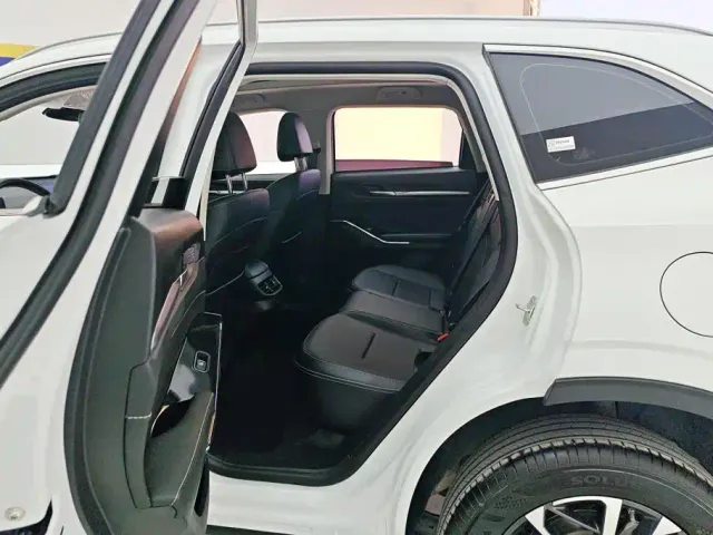 Haval H6 — Фото автомобиля 11