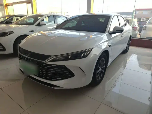 BYD Qin L — Фото автомобиля 23