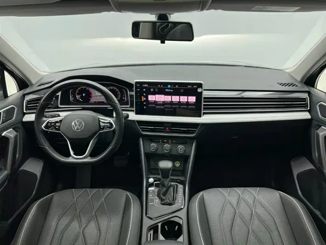 Volkswagen Tiguan L — Фото автомобиля 21