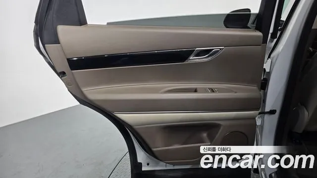 Genesis GV80 2.5T Бензин AWD — Фото автомобиля 21