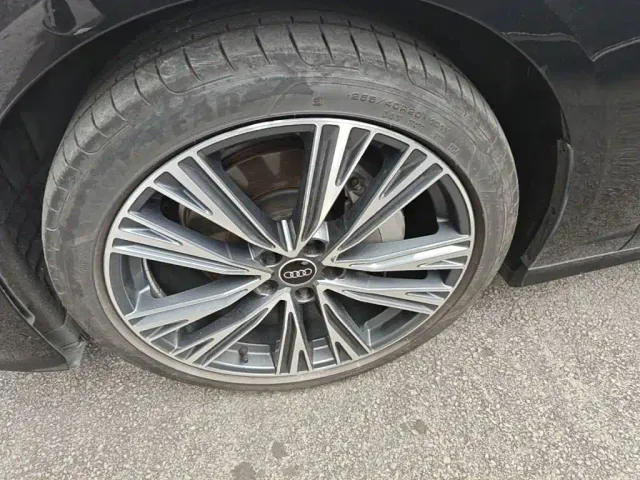 Audi A6L — Фото автомобиля 22