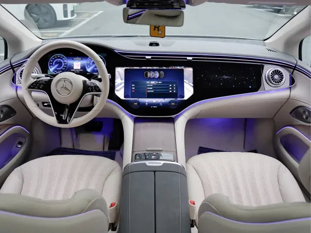 Mercedes-Benz EQS — Фото автомобиля 14