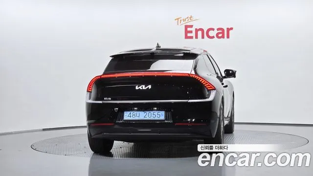 Kia EV6 — Фото автомобиля 3