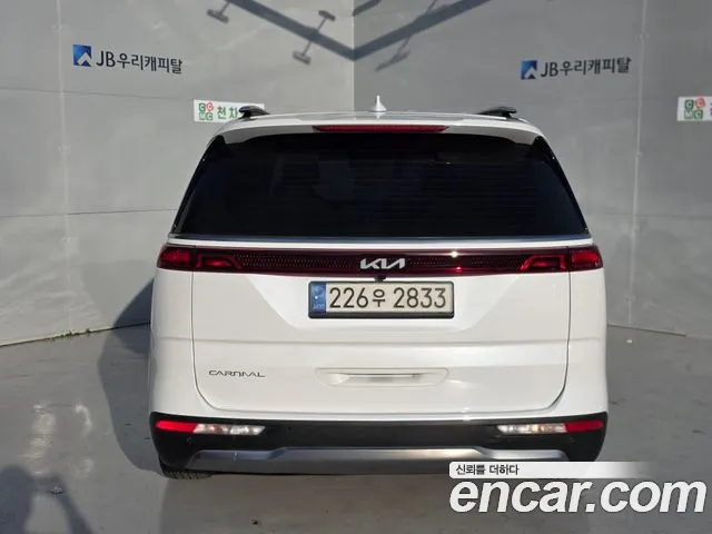 Kia Carnival 4th Gen — Фото автомобиля 4