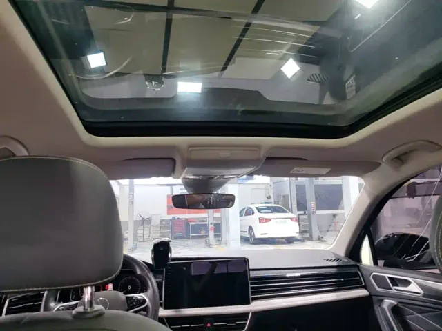 Volkswagen Tiguan L — Фото автомобиля 17