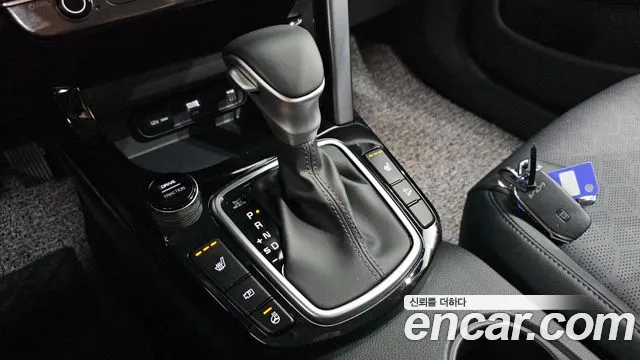 Kia Seltos — Фото автомобиля 12