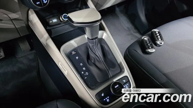 Hyundai Venue Venue 1.6 Modern Plus — Фото автомобиля 9