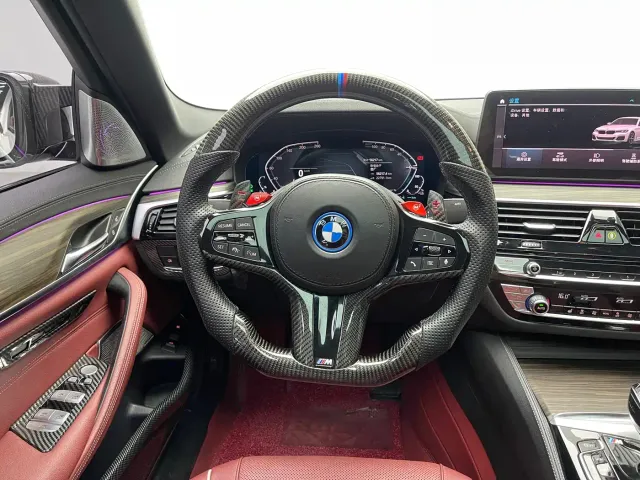 BMW 5 Series — Фото автомобиля 12