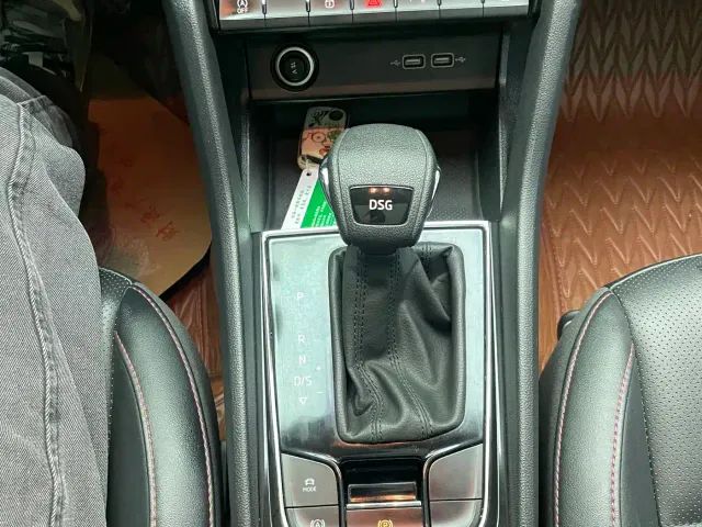 Skoda Karoq — Фото автомобиля 21