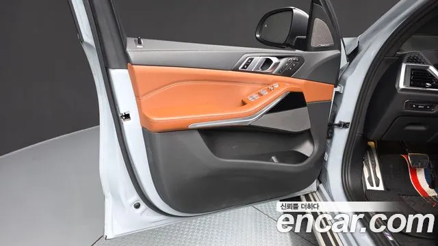 BMW X7 — Фото автомобиля 23