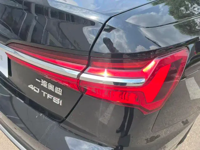 Audi A6L — Фото автомобиля 12