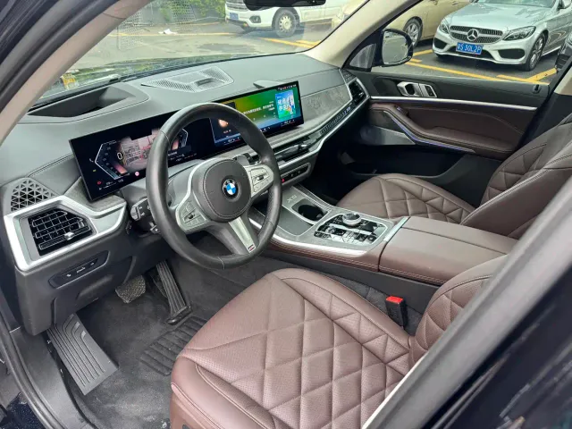 BMW X5 — Фото автомобиля 4
