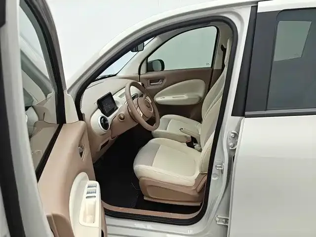 Wuling Hongguang Mini EV — Фото автомобиля 11