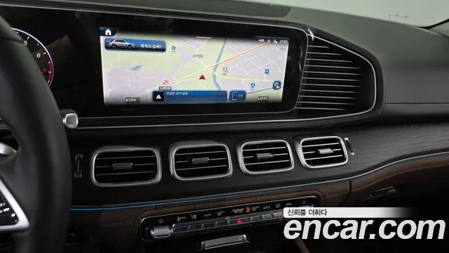 Mercedes-Benz GLE-Class — Фото автомобиля 12