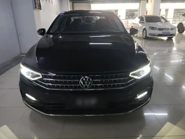 Volkswagen Magotan — Фото автомобиля 2