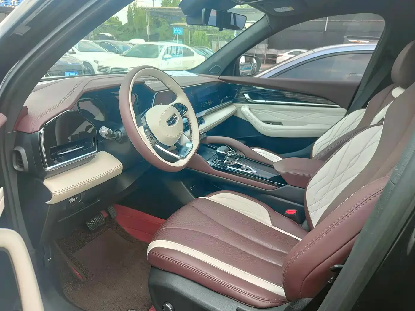 Geely Xingyue L 2021 2.0TD DCT EVO FWD Flagship — Фото автомобиля 4