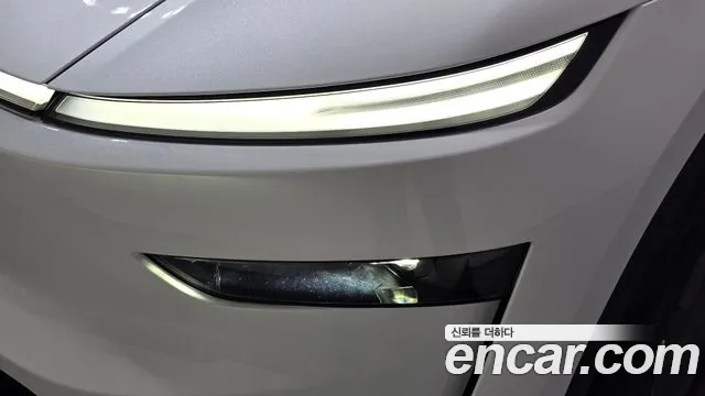 Tesla Model Y — Фото автомобиля 7