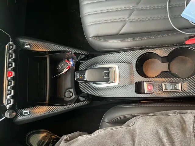 Peugeot 2008 — Фото автомобиля 11
