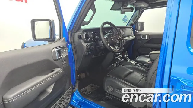 Jeep Wrangler JL — Фото автомобиля 10