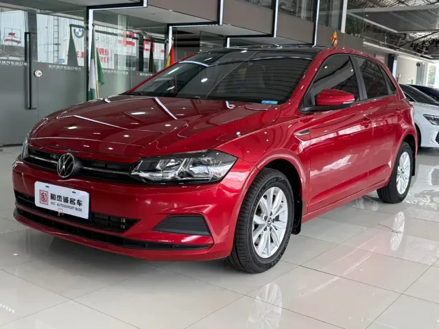 Volkswagen Polo — Фото автомобиля 3