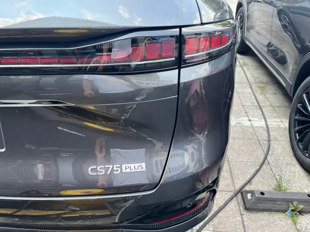Changan CS75 Plus — Фото автомобиля 8