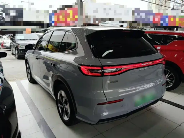 Geely Galaxy E5 — Фото автомобиля 4