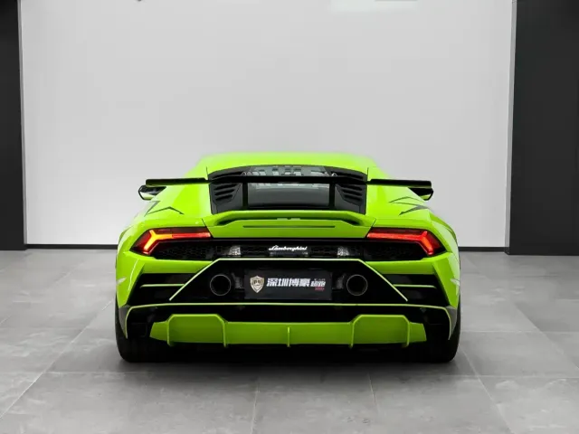 Lamborghini Huracan — Фото автомобиля 6