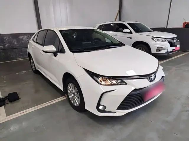 Toyota Corolla — Фото автомобиля 3