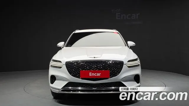 Genesis GV70 2.5T Бензин AWD — Фото автомобиля 2
