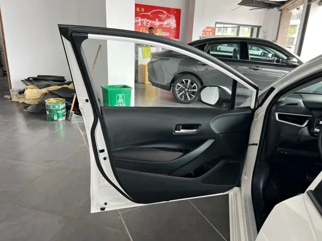 Toyota Corolla — Фото автомобиля 13