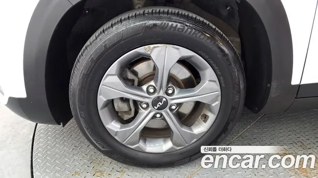Kia Seltos Seltos Бензин 1.6 турбо 2WD — Фото автомобиля 5
