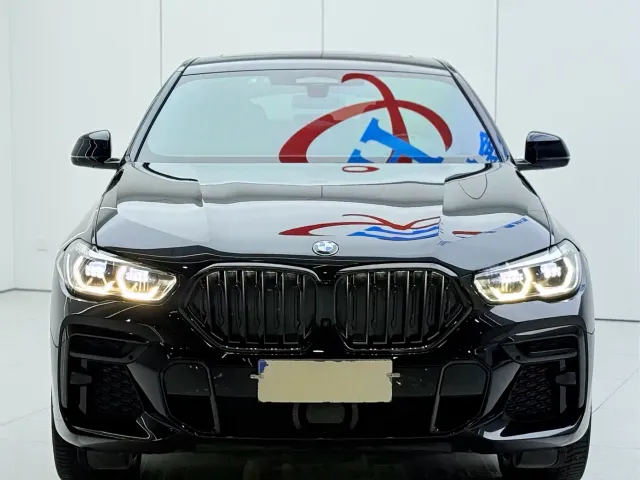 BMW X6 — Фото автомобиля 3